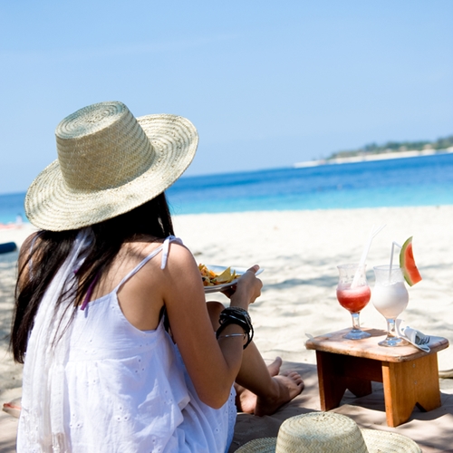 Learn to snack better at the beach